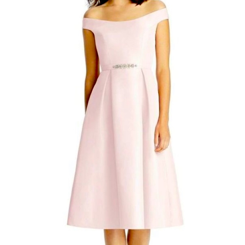 Stunning Jenny Packham DESIGNER HOUSE SAMPLE Style JP1018 NWT. Size 8. Rose Pink